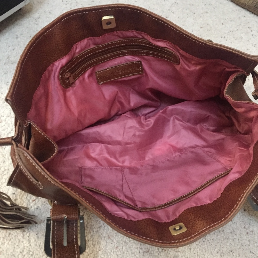 Tommy Hilfiger Brown Leather Tote Bag Purse. - Picture 4 of 6
